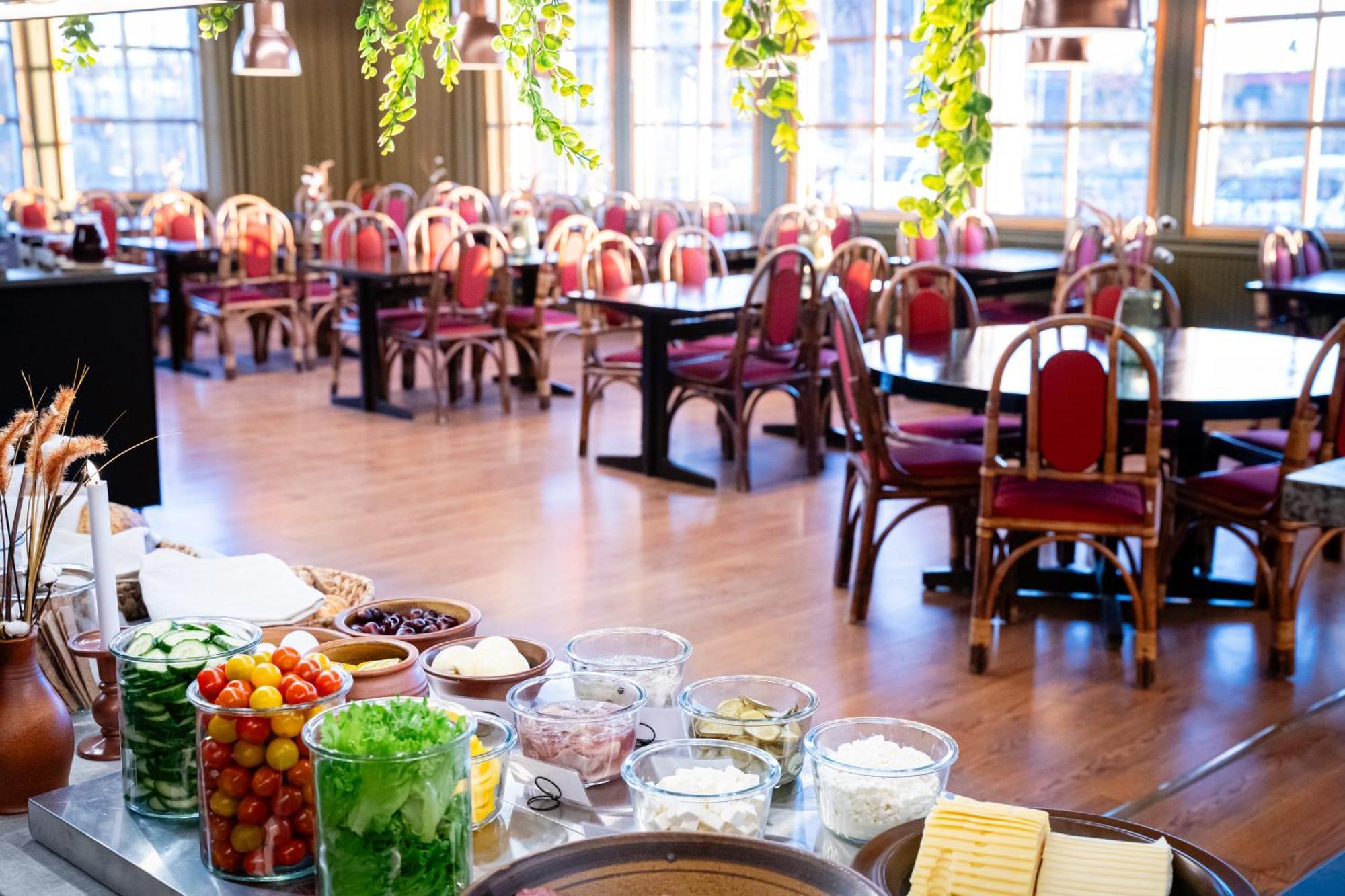 קמפלה Hotel Pohjankievari מראה חיצוני תמונה