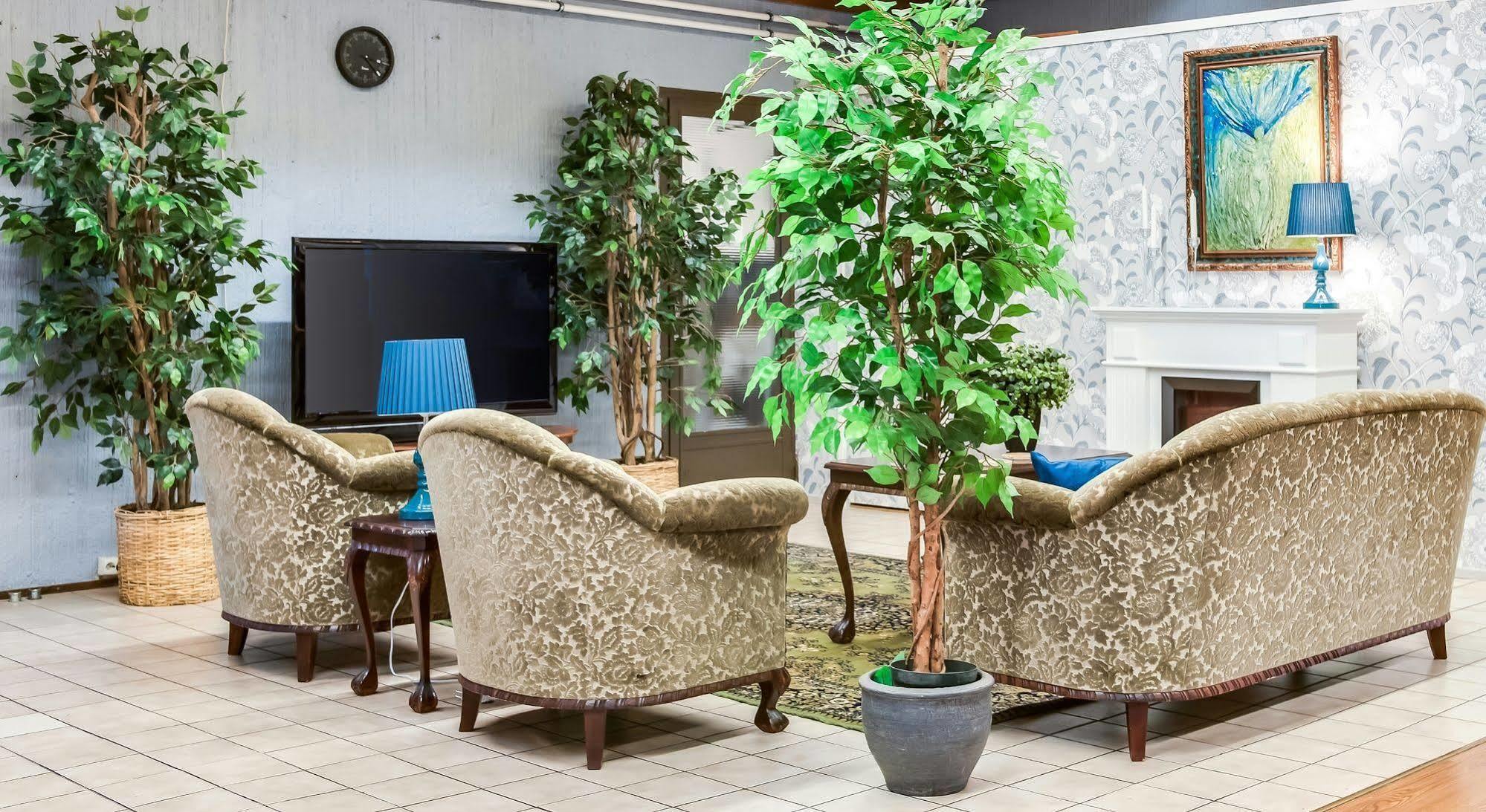 קמפלה Hotel Pohjankievari מראה חיצוני תמונה
